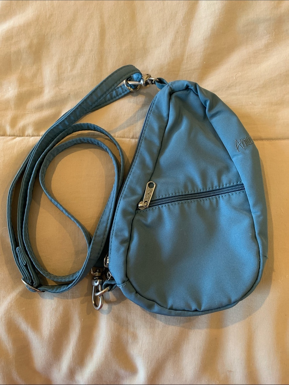 AmeriBag 8” Microfiber Baglett CompactVersion8x4.5x3.5 
Crossbody/Shoulder/Waist